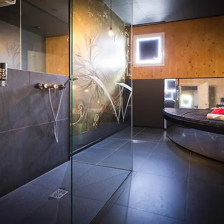Thehotel (adults Only)